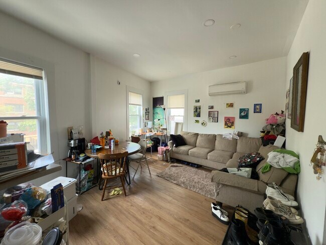 Building Photo - 112 South St