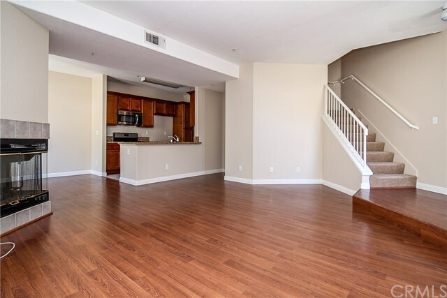 Building Photo - 13133 Le Parc Blvd
