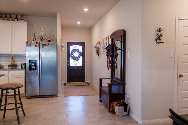 Building Photo - 10201 Waterwall Ln