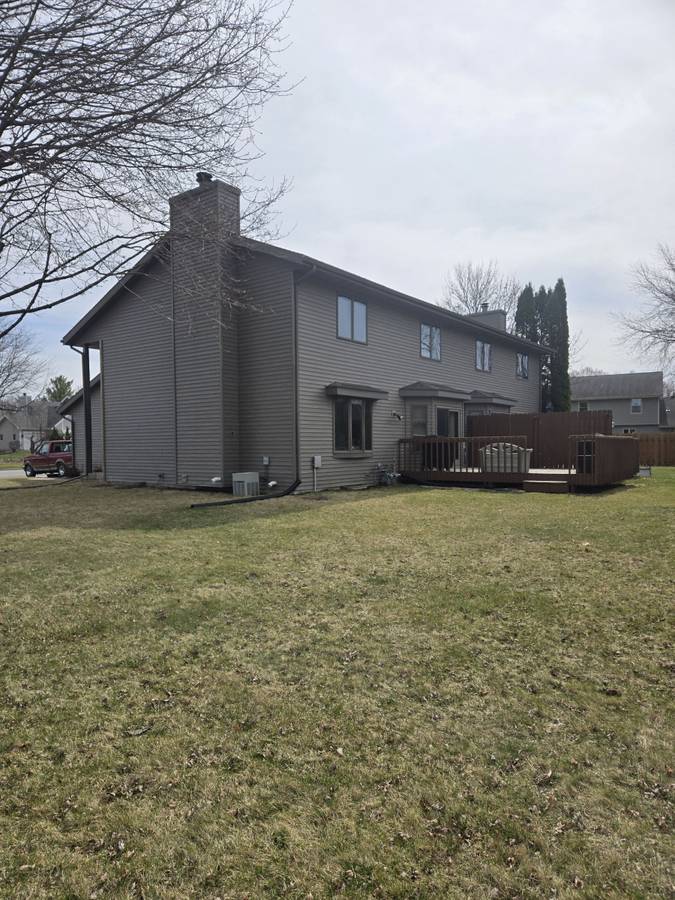 Building Photo - 5849 Woodland Dr