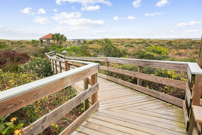 Building Photo - 120 Ocean Hibiscus Dr