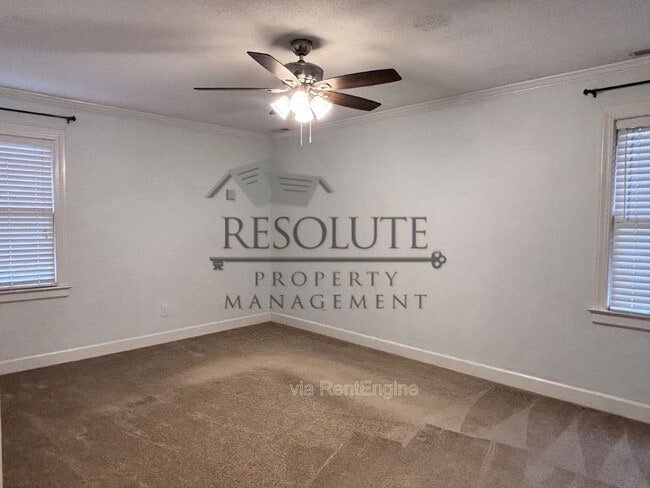 Building Photo - 207 Leeward Ct