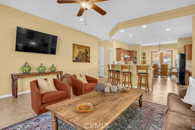 Building Photo - 54052 Avenida Martinez