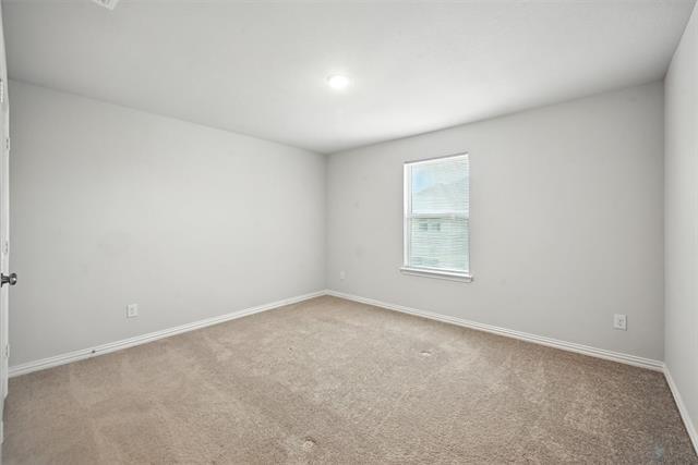 Building Photo - 700 Parkside Dr