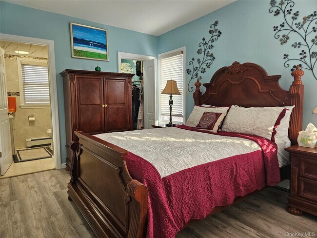 Building Photo - 156 Beechwood Ave