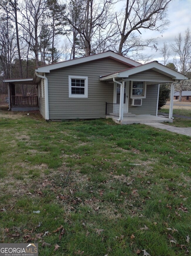 Primary Photo - 1113 New Rosedale Rd NE