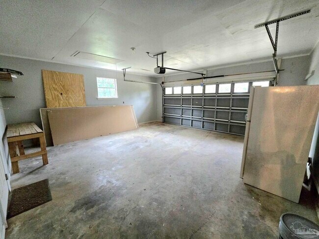 Building Photo - 1787 Booth Lake Rd