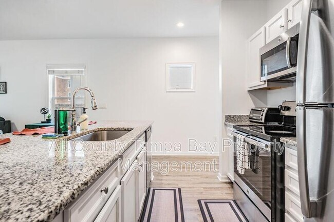 Building Photo - 2604 N Highland Ave