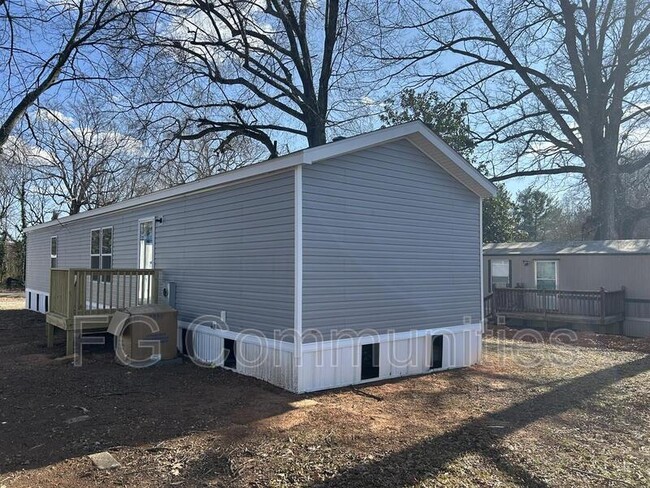 Building Photo - 213 Lineberger Rd