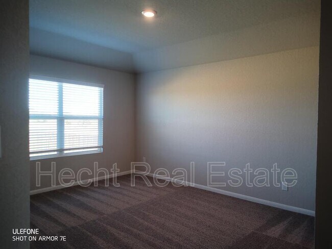 Building Photo - 2823 Calandra Lark