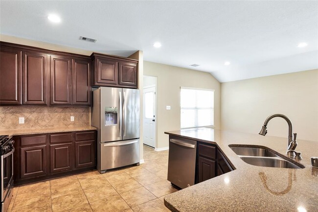 Building Photo - 21827 Mount Hunt Dr