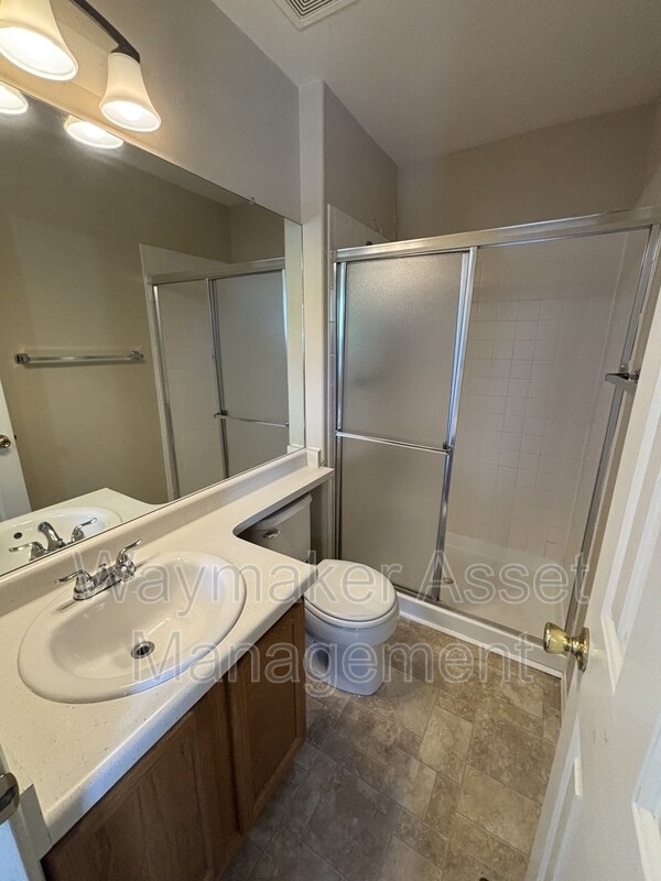 Building Photo - 5735 Grapevine Dr