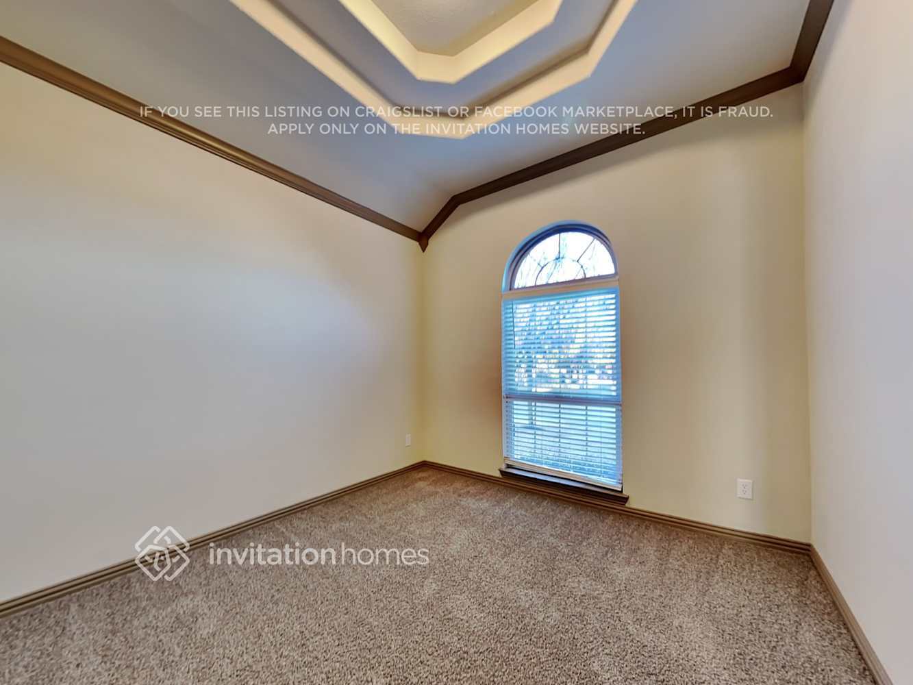 Building Photo - 1541 Salado Tr