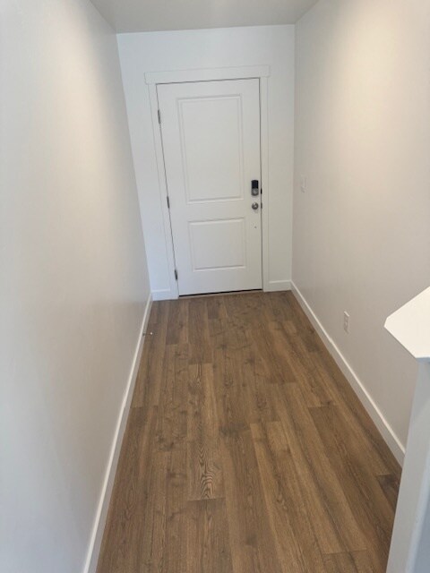 Building Photo - 877 E Oakum Ln