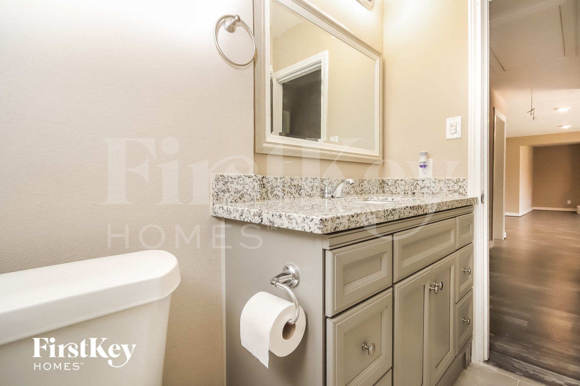 Building Photo - 1204 Trenton Ln