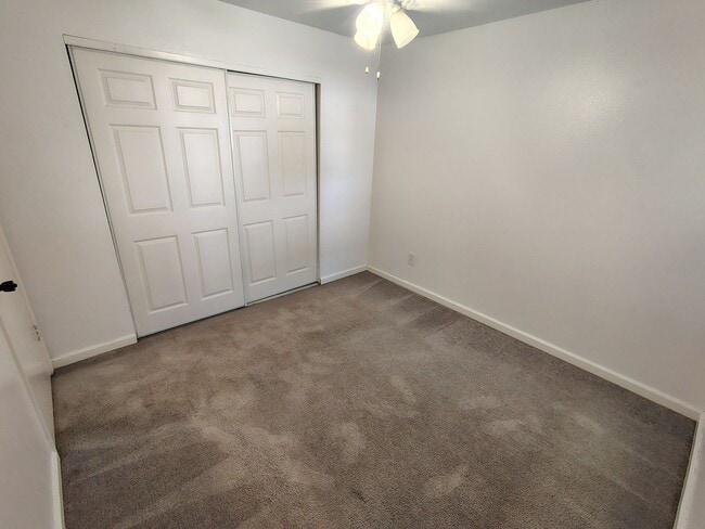 Building Photo - 2218 Heritage Manor Dr