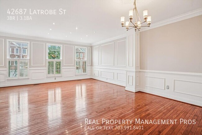 Building Photo - 42687 Latrobe St