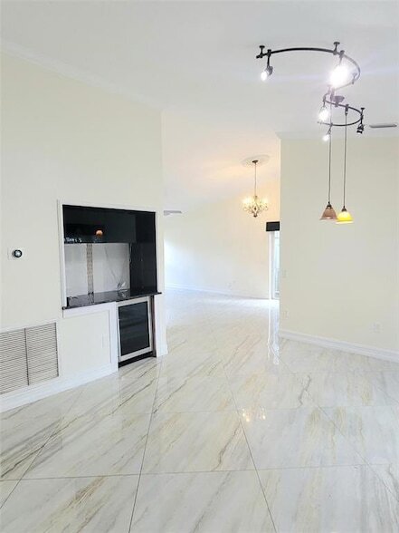 Building Photo - 531 SW 167th Terrace