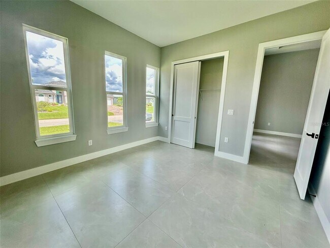 Building Photo - 8147 Tracy Cir