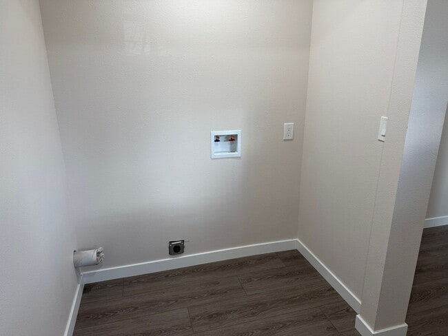 Building Photo - Updated 3 bedroom 2 bathroom house in Dexter!