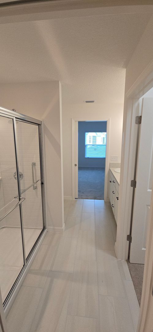 Building Photo - Brand New Moonstone Patio Villa – Walk to ...