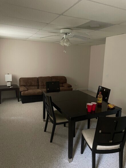 Building Photo - 550 Alston Ter