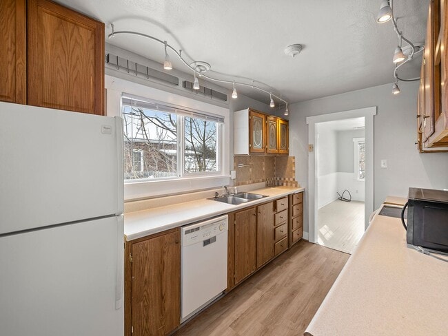 Building Photo - Excellent 3-Bed, 2-Bath Home in Heart of Cheyenne, WY!