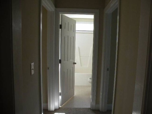 Building Photo - Beautiful Duplex Home near Cherry Point