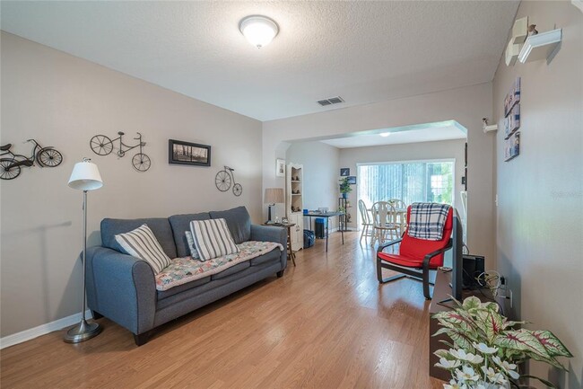 Building Photo - 133 Sawtooth Dr