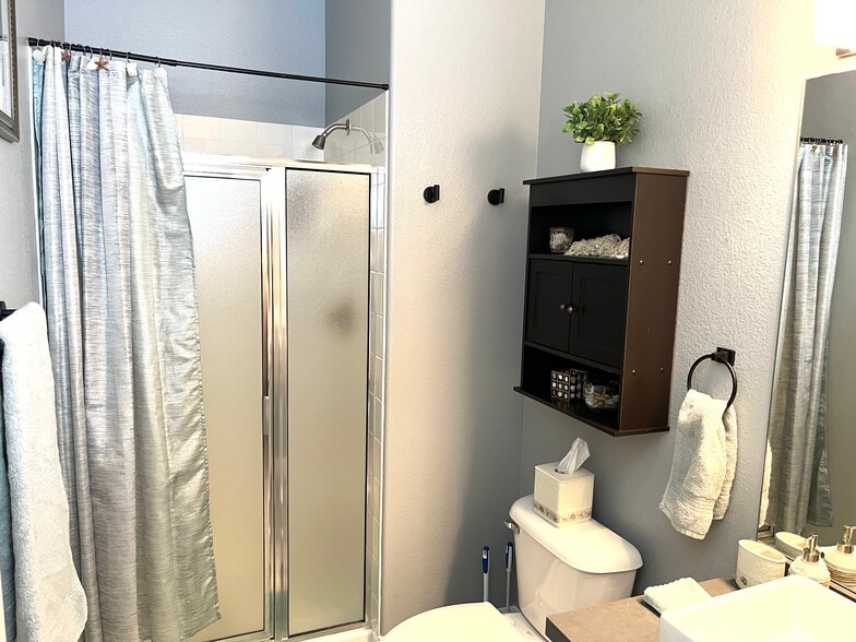 Building Photo - 7729 Villa Gabriela Ave