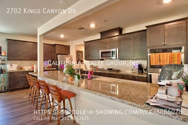 Building Photo - 2702 Kings Cyn Dr