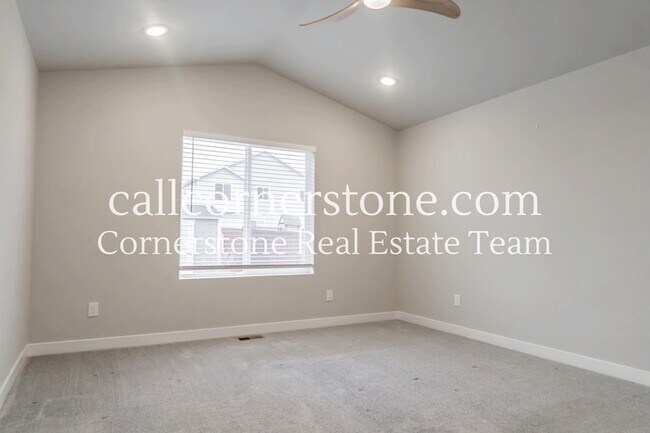 Building Photo - 10565 Summer Rdg Dr