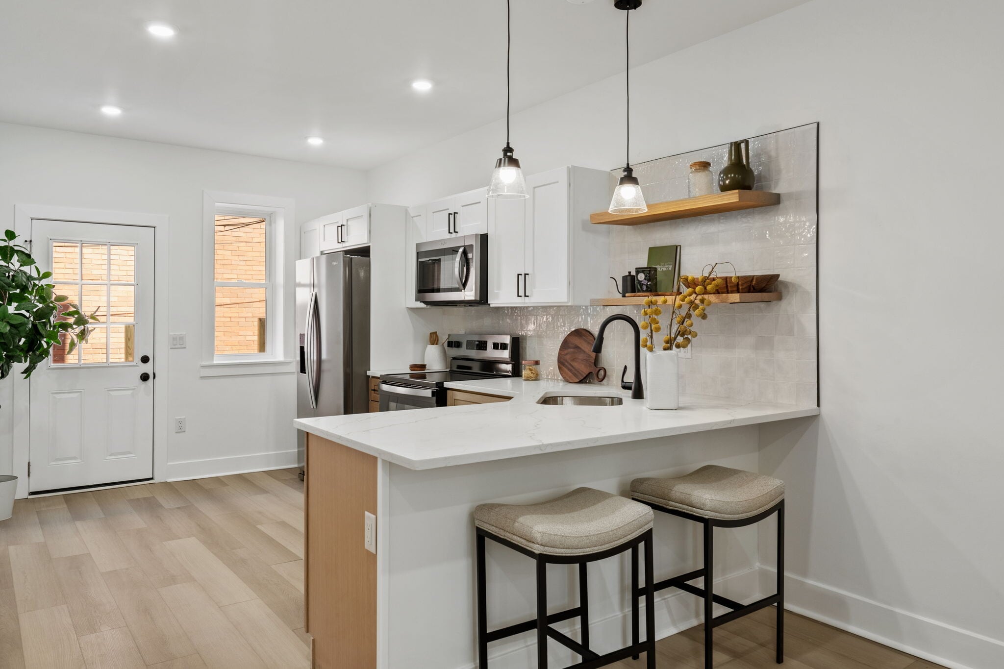 Building Photo - 5525 Osage Ave