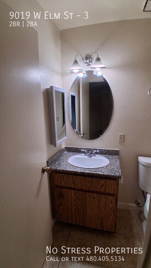 Building Photo - 9019 W Elm St