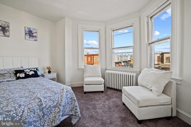 Building Photo - 312 E Eleanor St