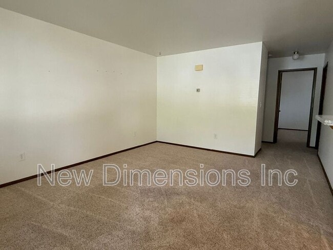 Building Photo - 3679 Grant Dr