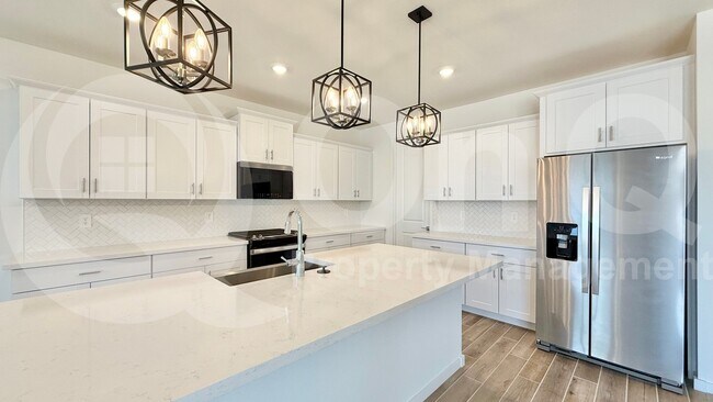 Building Photo - 141 N 175th Ave