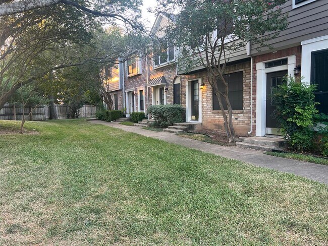 Building Photo - 12325 Los Indios Trail
