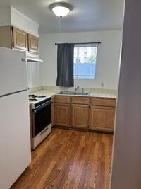 Building Photo - 1616 Federal Ave