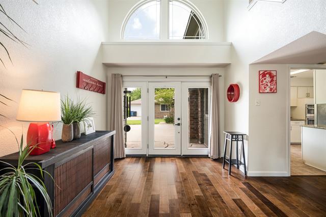 Building Photo - 419 Brooks Ln