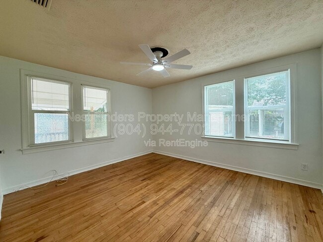 Building Photo - 5143 Palmer Ave