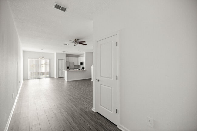 Building Photo - 4929 SW 81st St