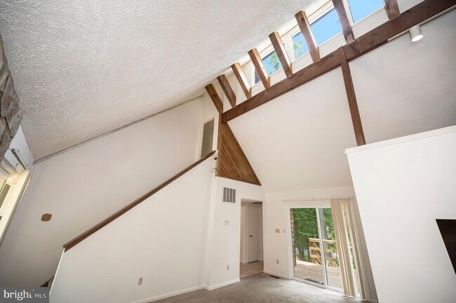 Building Photo - 503 Harrison Cir