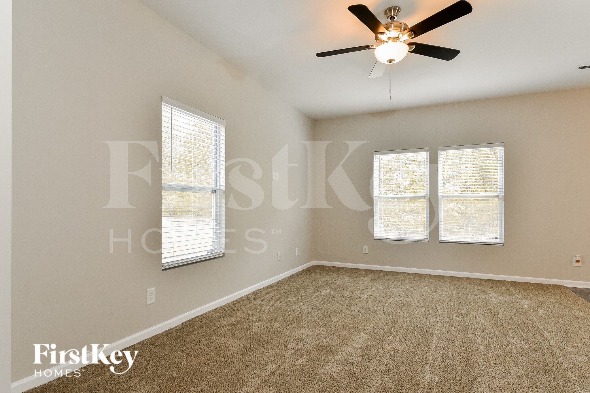 Building Photo - 279 Kendall Farms Ct