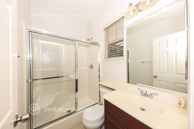 Building Photo - 12579 Chimney Rock Dr