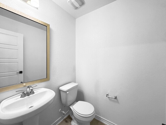 Building Photo - 15307 Electra Cir