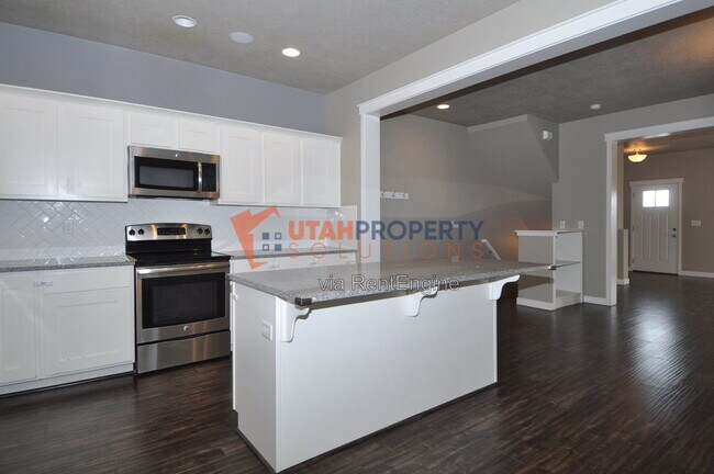 Building Photo - 7614 San Savino Way