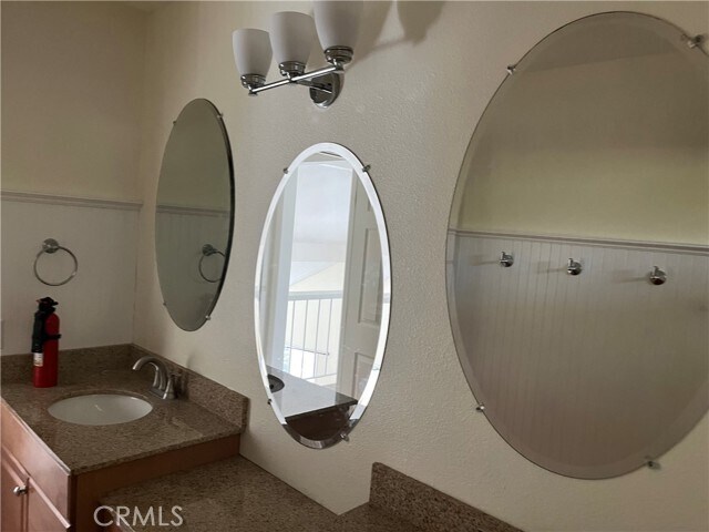 Building Photo - 11525 Java St