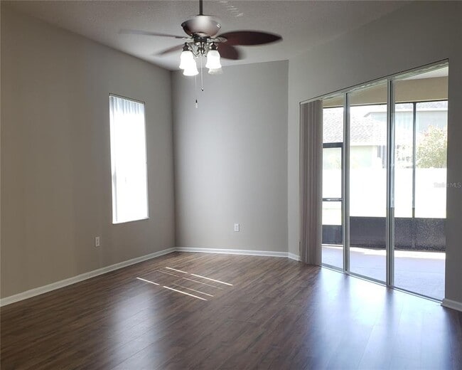 Building Photo - 25638 Ferdinand Ct