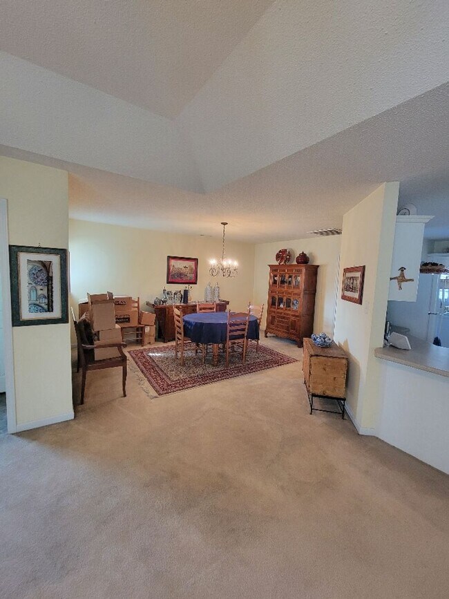 Building Photo - 2018 Heritage Ln